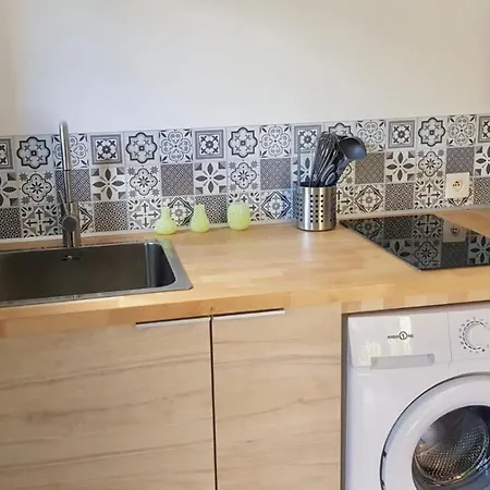 Apartment Le First Auversois Charmant Studio Avec Jardinet