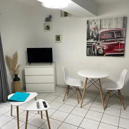 Le First Auversois Charmant Studio Avec Jardinet Auvers-sur-Oise