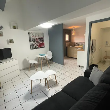 Le First Auversois Charmant Studio Avec Jardinet Auvers-sur-Oise